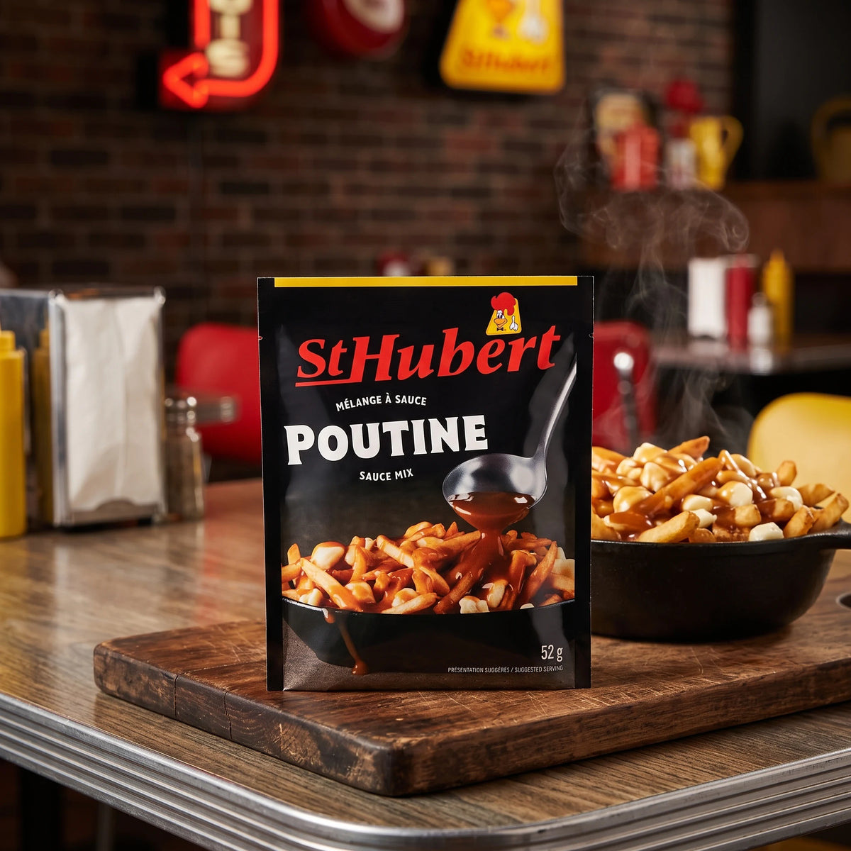 Sauce poutine St-Hubert en sachet 52 g – 4 portions